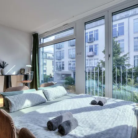 Premium Duplex - 20 Min To Cologne - Garage & Terrace ヒュルト